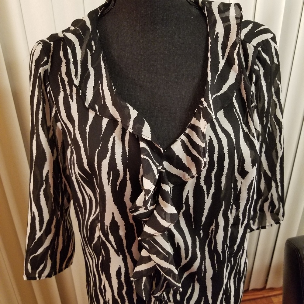 JKLA CALIFORNIA BLACK AND WHITE TOP